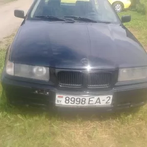 Продам BMW 320i черный