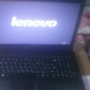 Срочно продаю ноутбук Lenovo B590