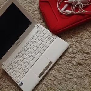 Нетбук asus eee PC Flare series