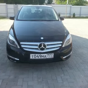 Автомобиль Mersedes B 180