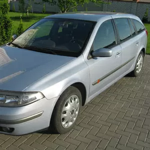 Продам автомобиль Renault Laguna II